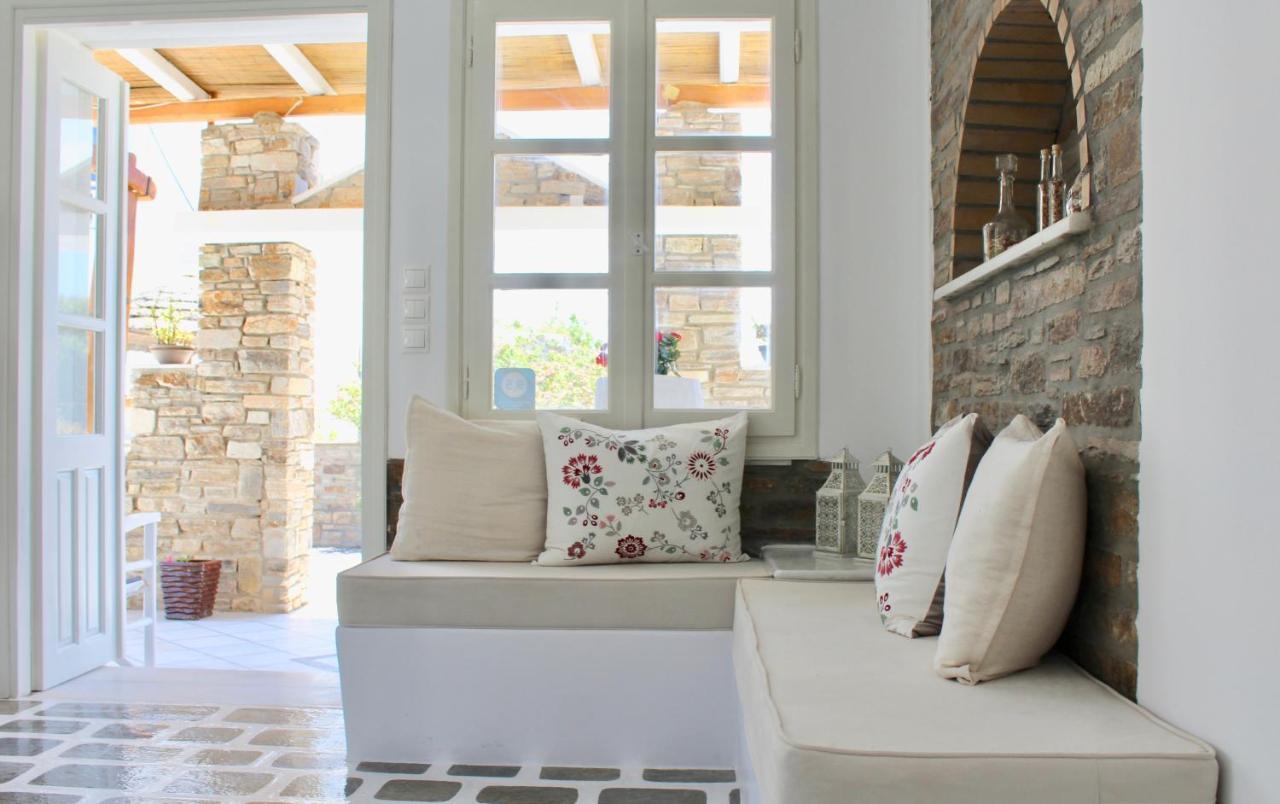 Aegeo Inn Antiparos Екстер'єр фото