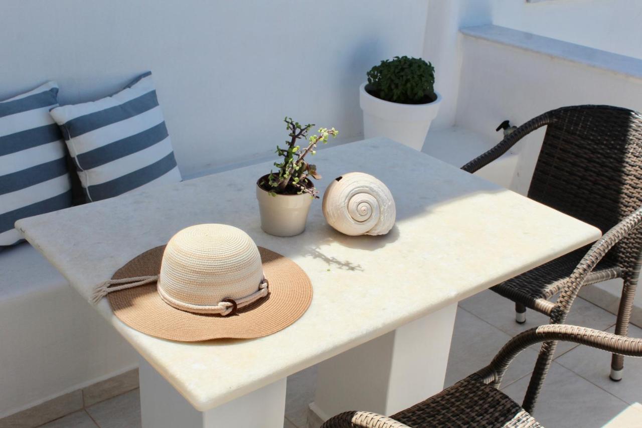 Aegeo Inn Antiparos Екстер'єр фото